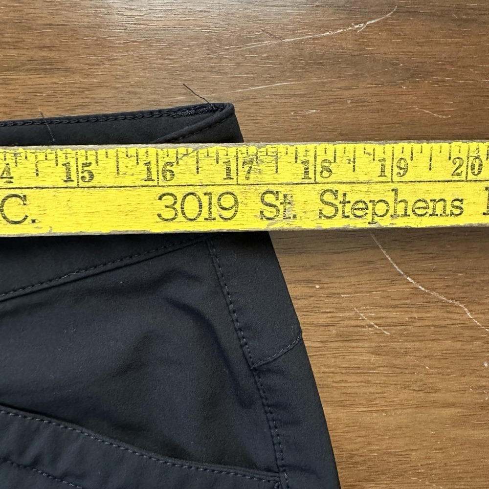 Eddie Bauer Capri Pants Women's Sz 12 Black Outdoor Adventures Stretch Trail - Picture 6 of 8